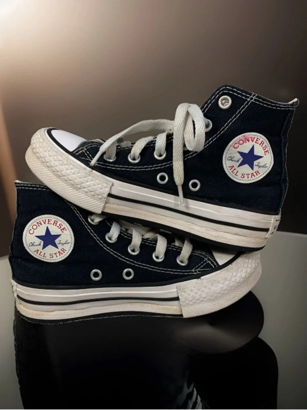 Converse Kid’s Black & White High Top Chuck Taylor All Star Size 12